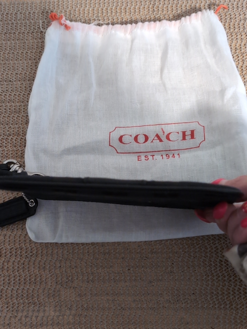 Coach Black Signature Logo Wristlet w/ Dust Bag Great Condition - Picture 4 of 7